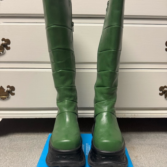 Angelica Paloma High Platform Boot - Picture 1 of 5